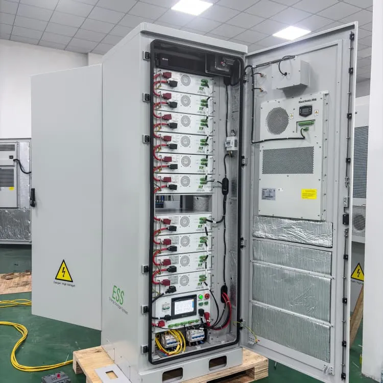 Large-scale flow batteries
